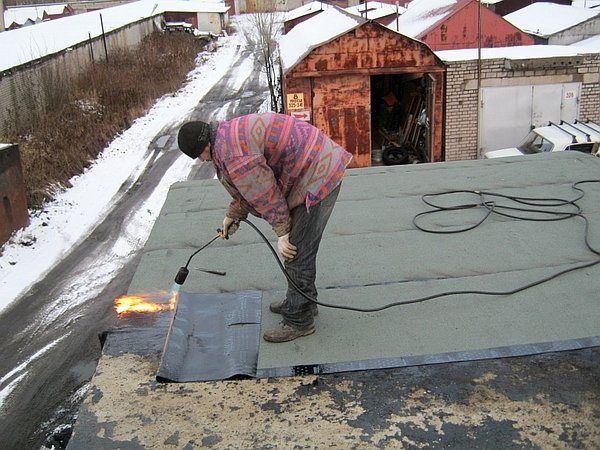 как отремонтировать крышу гаража своими руками