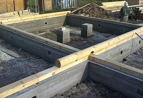 Строительство фундамента деревянного дома