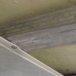 Преимущества и монтаж панельного потолка в ванной